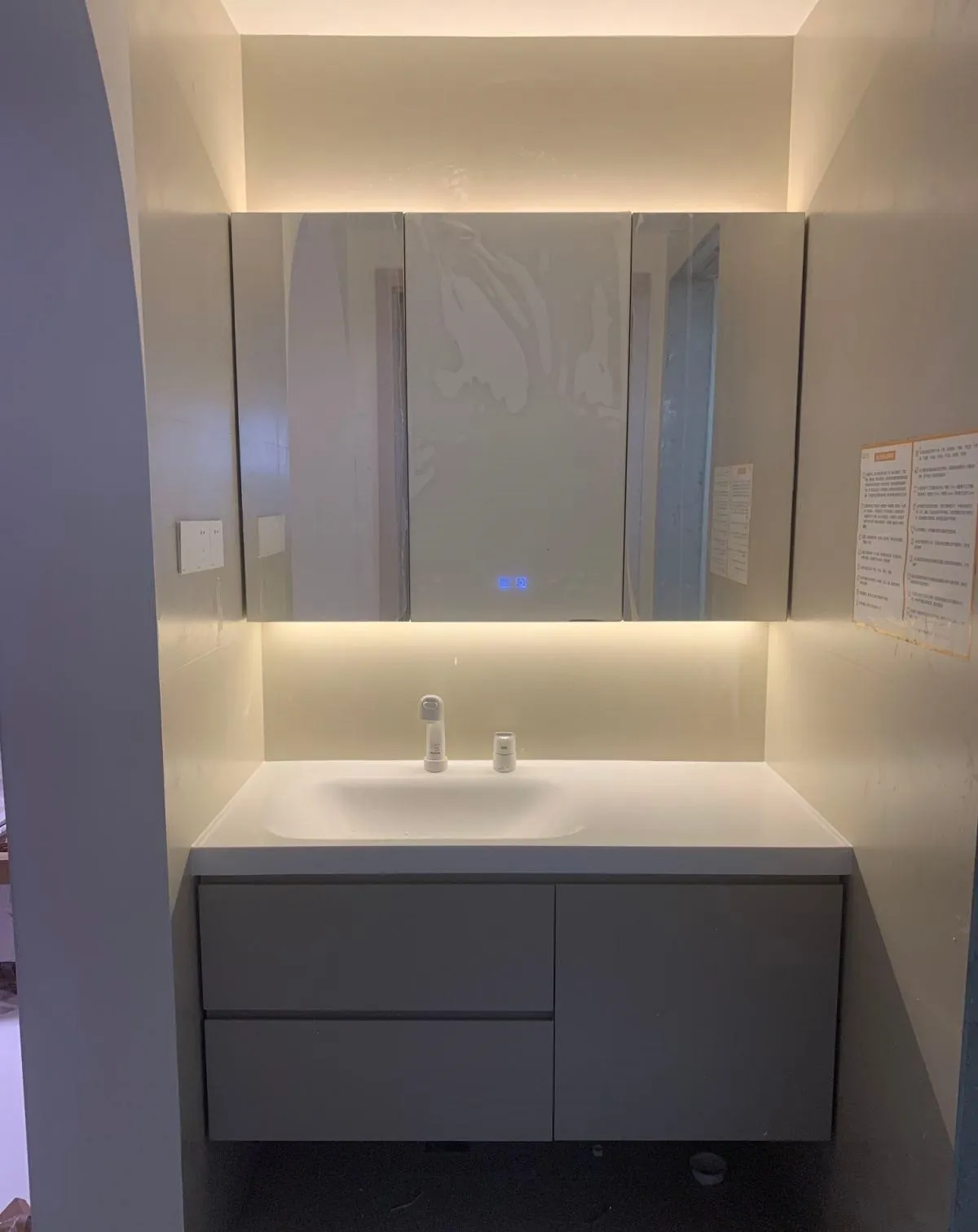 ceramic-or-artificial-stone-integrated-sink-2