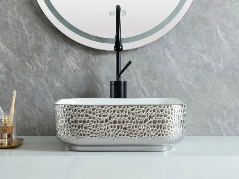 シルバーのベッセルシンク、ラグジュアリーなバスルームのためのエレガントな選択