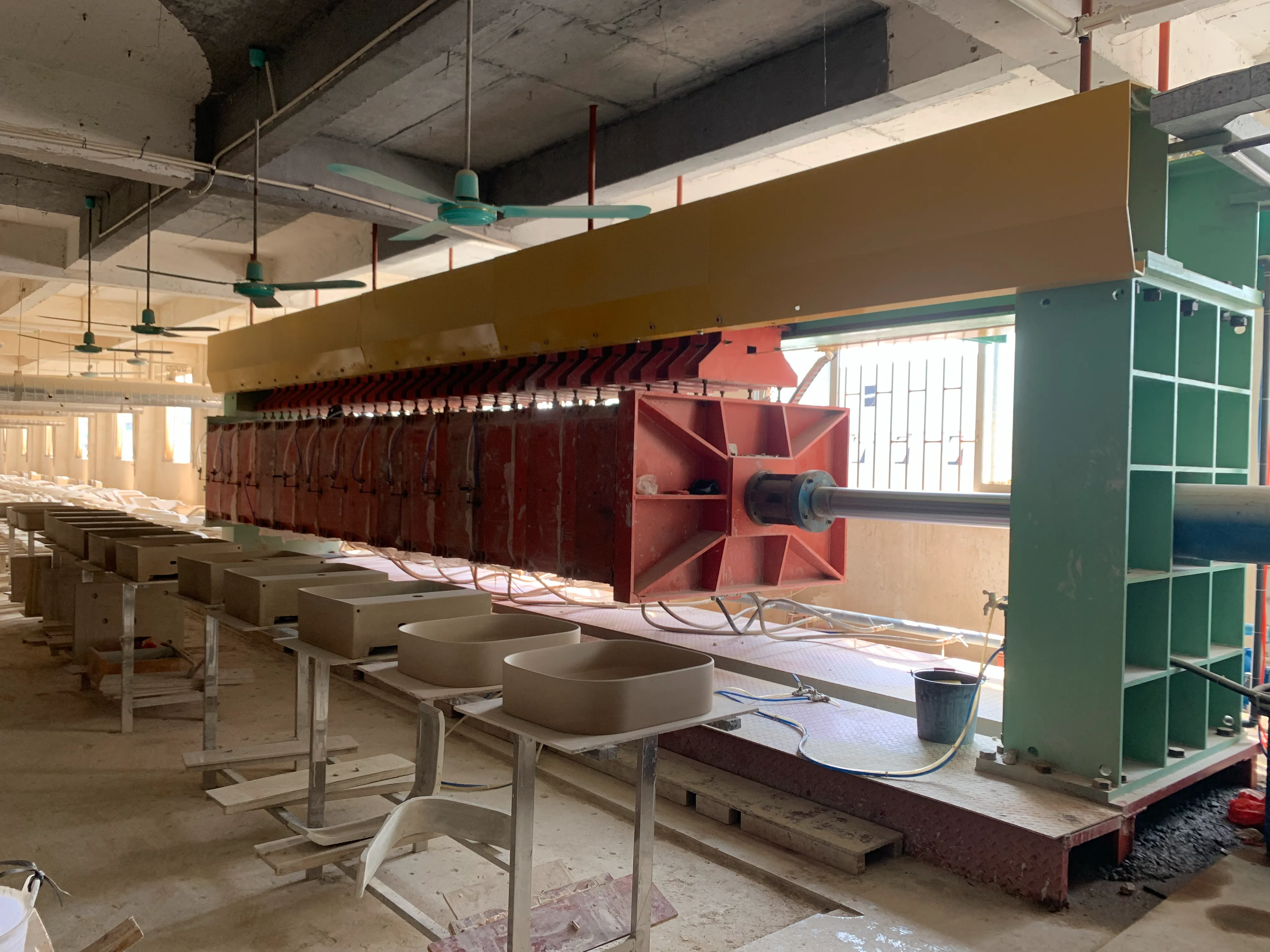 wholesale-ceramic-basin-manufacturing-13